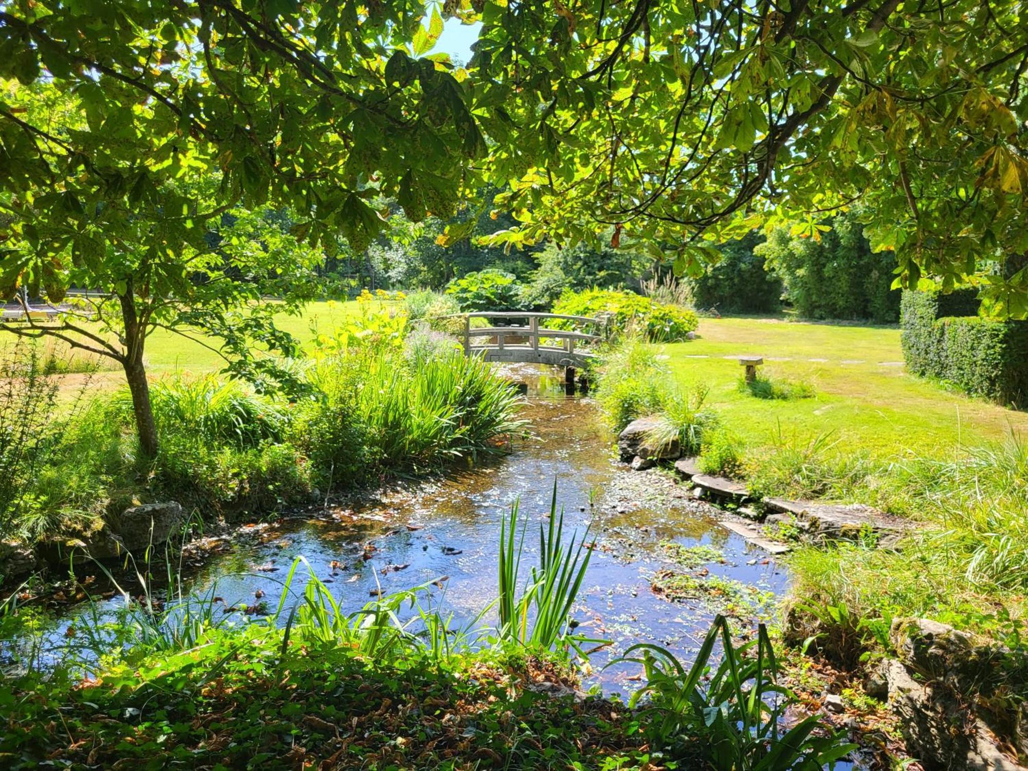 Unique & Rural Child Friendly Annexe With Large Gardens, Games & Tennis Court - Chichester Holiday Properties Esterno foto