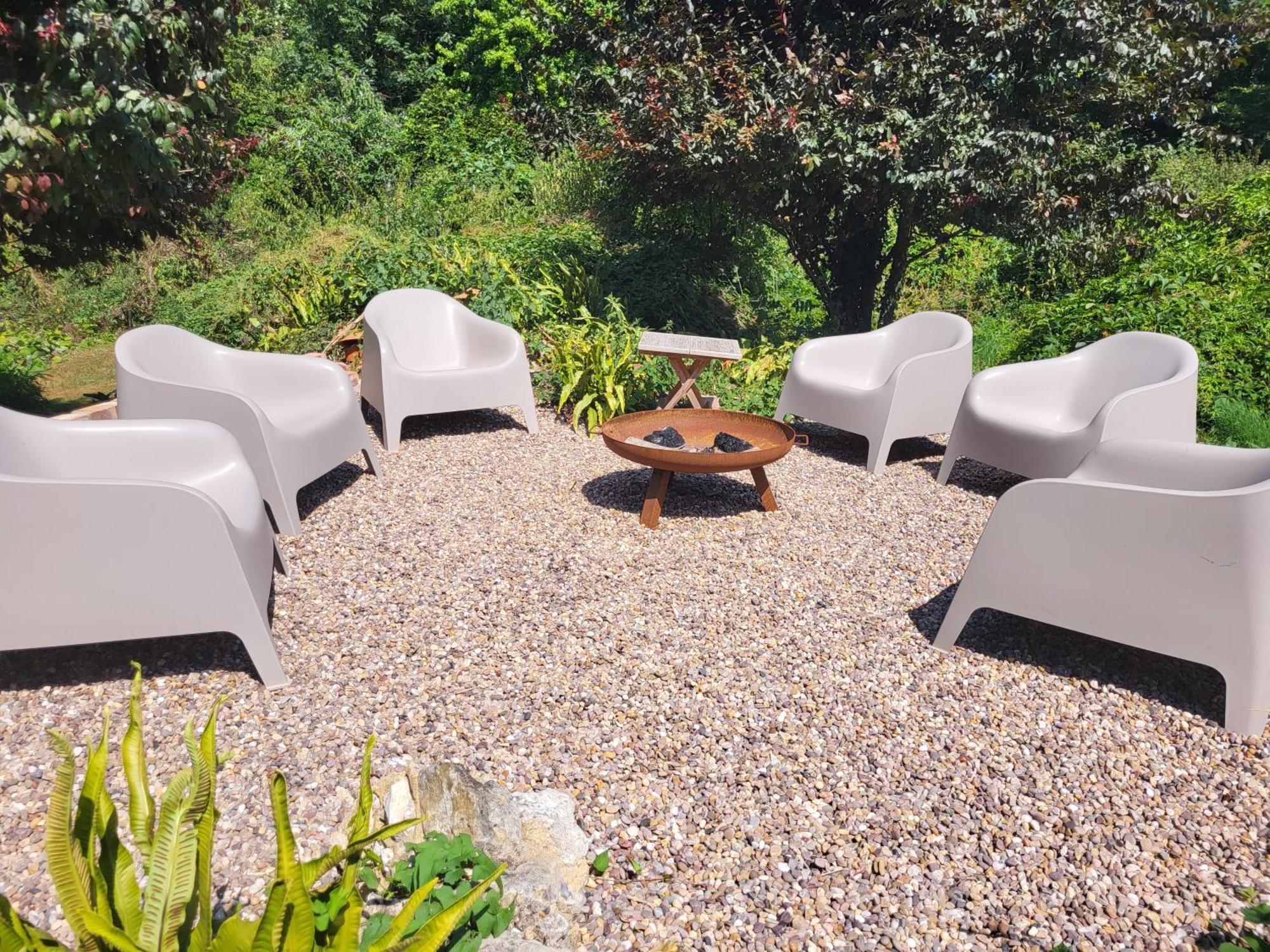 Unique & Rural Child Friendly Annexe With Large Gardens, Games & Tennis Court - Chichester Holiday Properties Esterno foto
