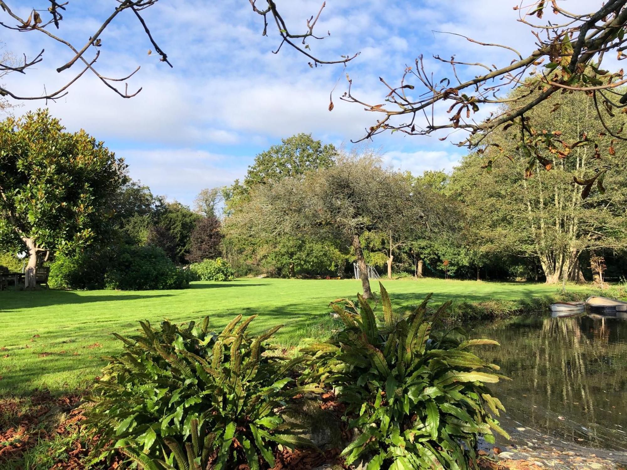 Unique & Rural Child Friendly Annexe With Large Gardens, Games & Tennis Court - Chichester Holiday Properties Esterno foto