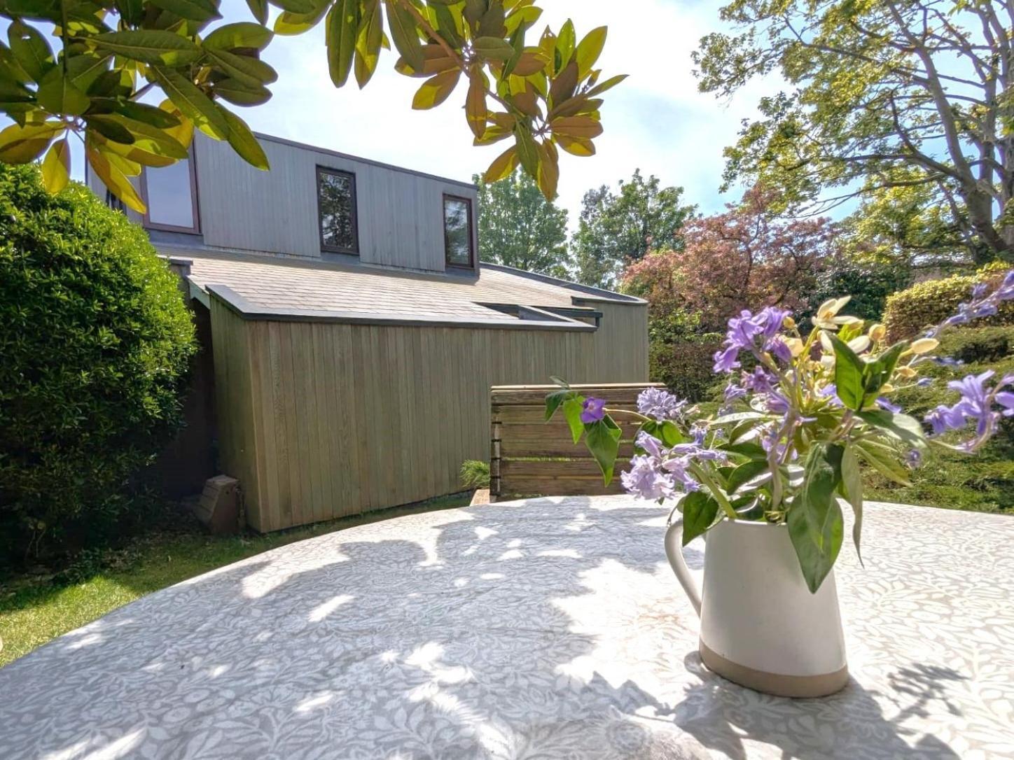 Unique & Rural Child Friendly Annexe With Large Gardens, Games & Tennis Court - Chichester Holiday Properties Esterno foto