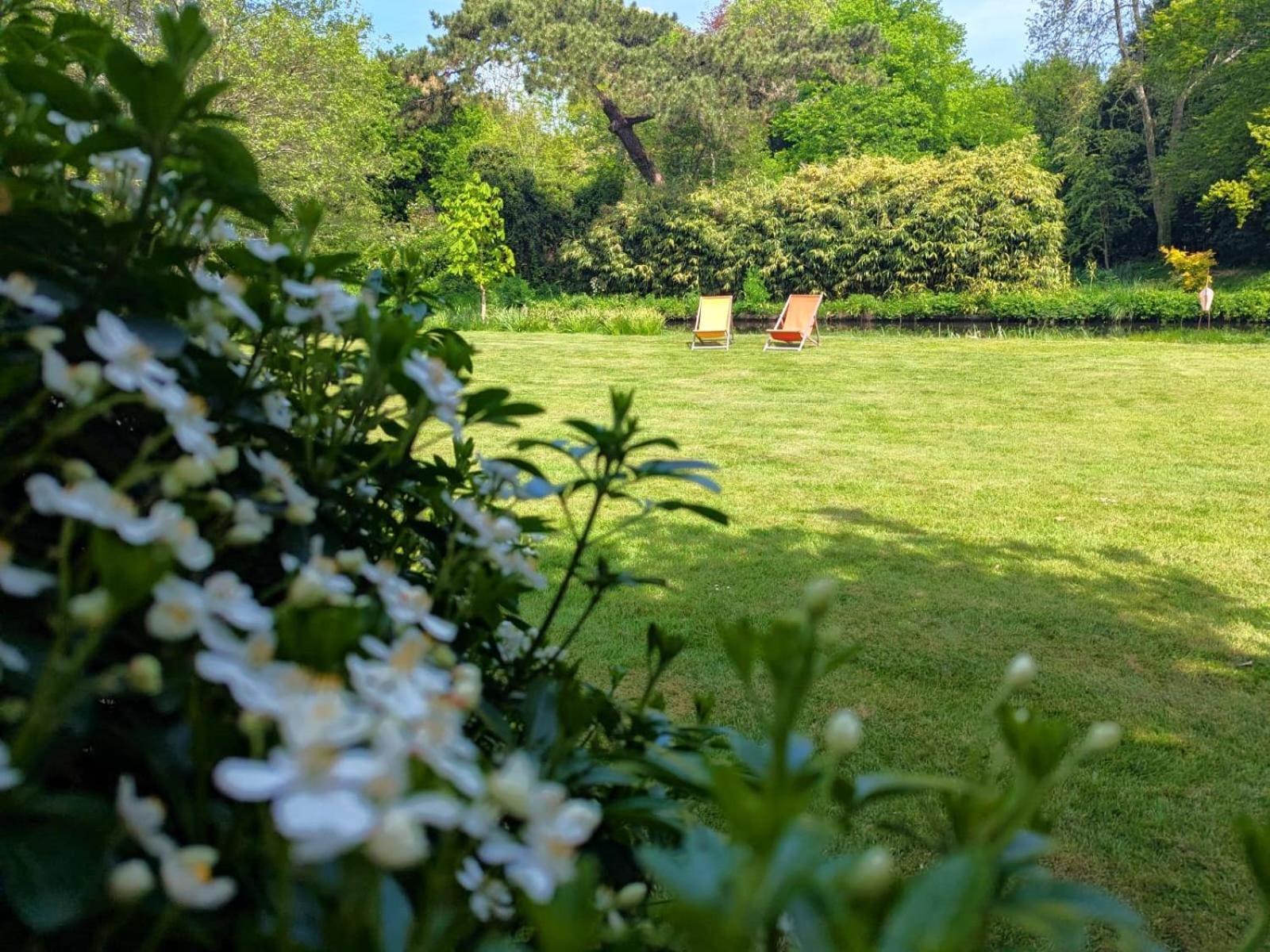 Unique & Rural Child Friendly Annexe With Large Gardens, Games & Tennis Court - Chichester Holiday Properties Esterno foto